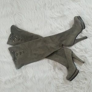 NWOT - Jennifer Lopez Knee Hi Boots size 9